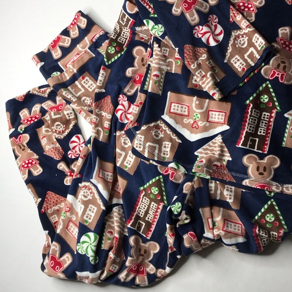 Disney Fleece Festive Gingerbread Pajama Set - Size 2X - Picture 3 of 5